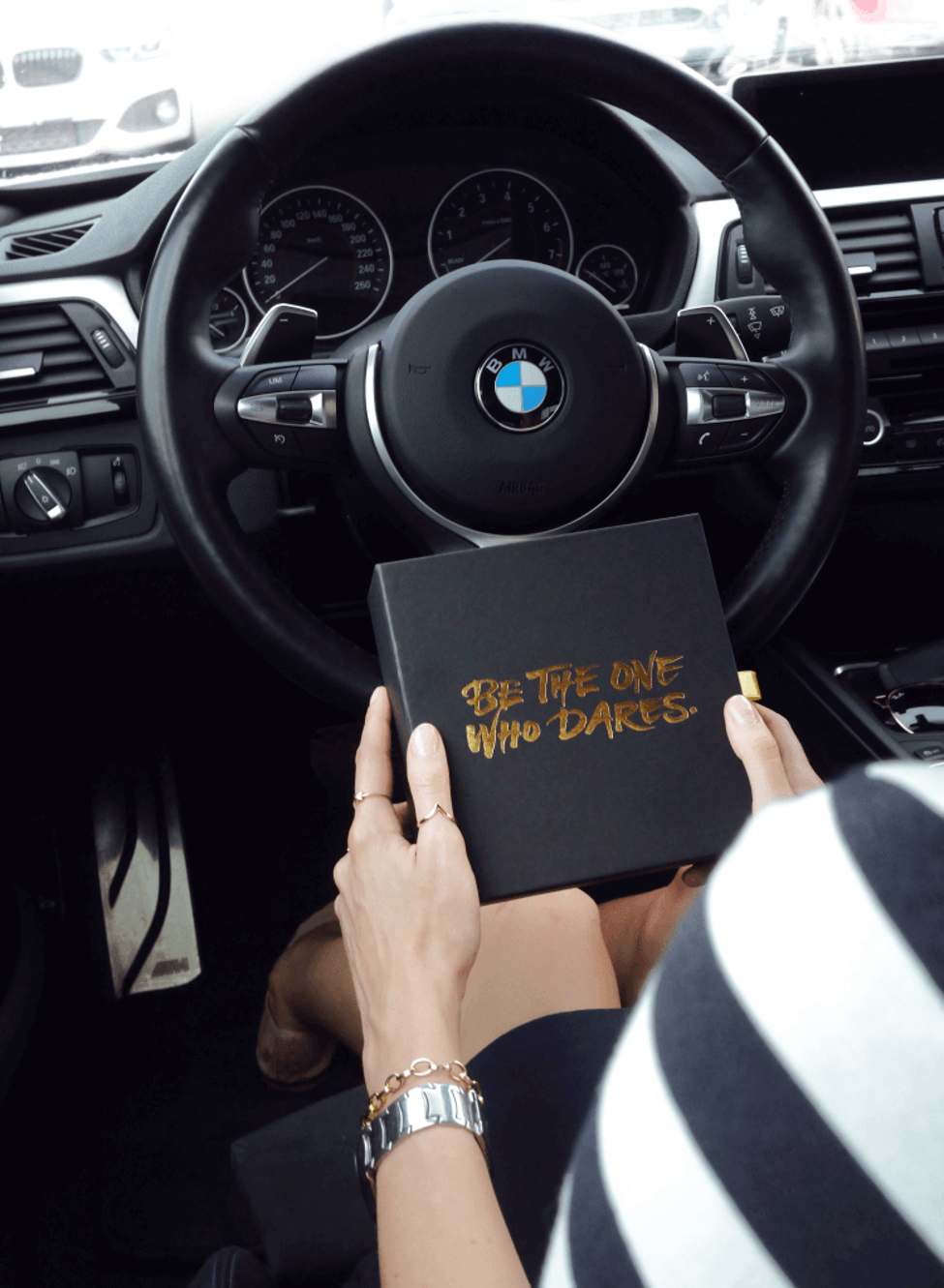 Coffret invitation personnalisé pour BMW